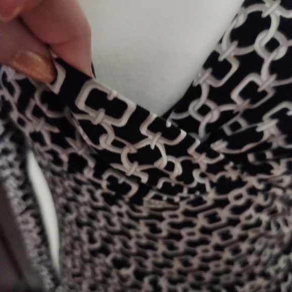 LAUREN by RALPH LAUREN black dress with white chain link pattern size 6 - Picture 4 of 10